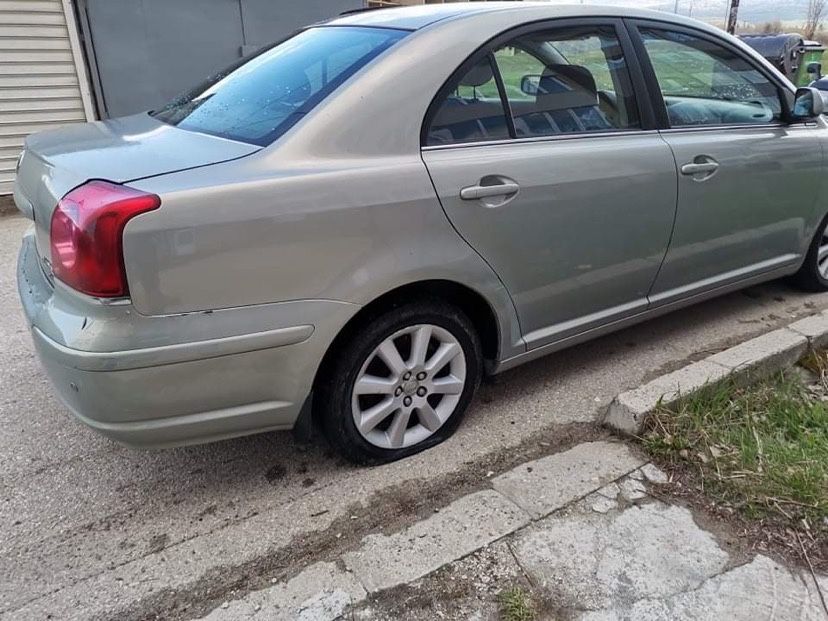 Toyota Avensis 2.0 116 к.с на части ‘