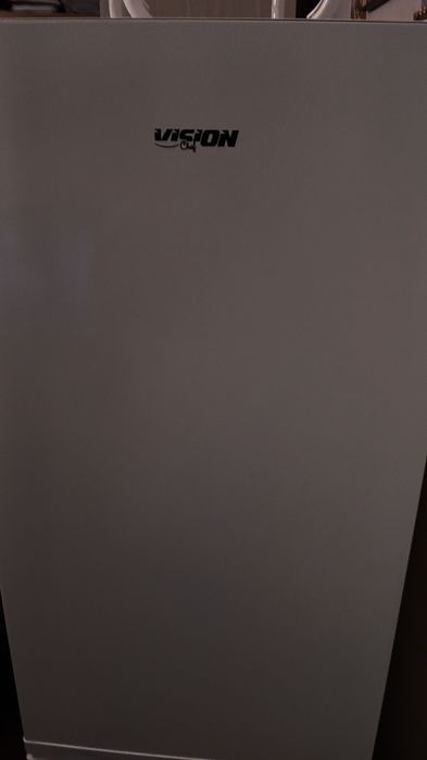 Vând frigider Vision