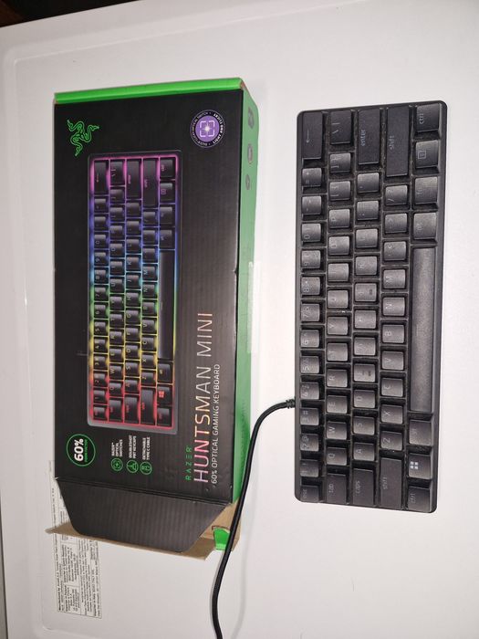 Razer Huntsman Mini – tastatură gaming optică 60%, cu box original, fu