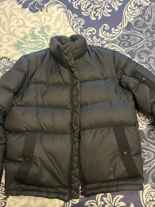 Geaca Hugo Boss iarna
