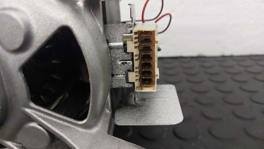 Motor 7 pini Masina de spalat WHIRLPOOL AWS7100/ R22