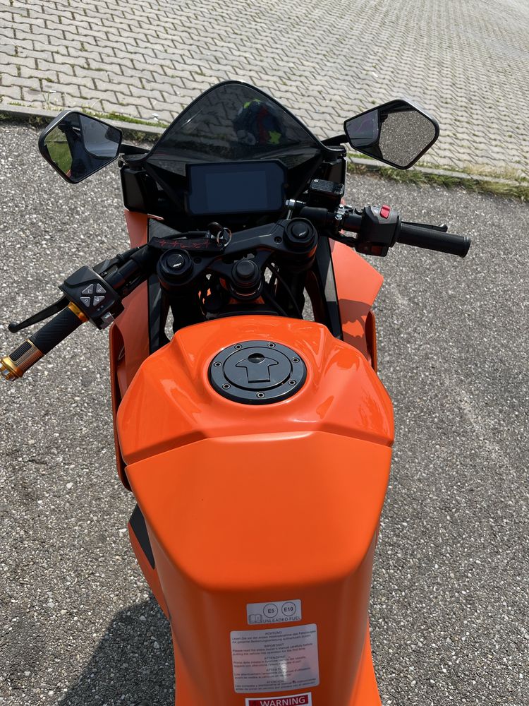 Ktm rc 125 2023.