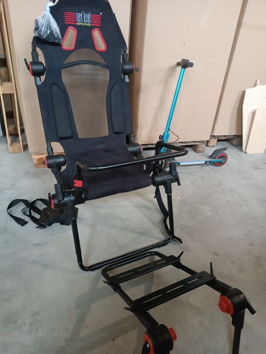 Scaun gaming simulator racing