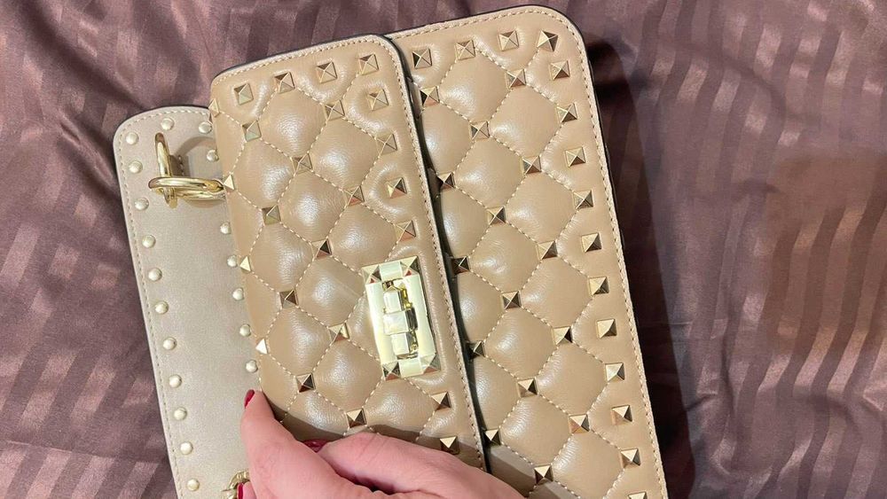 Чанта по модел на Valentino Garavani