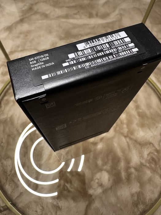 Samsung S24 FE 128 GB.