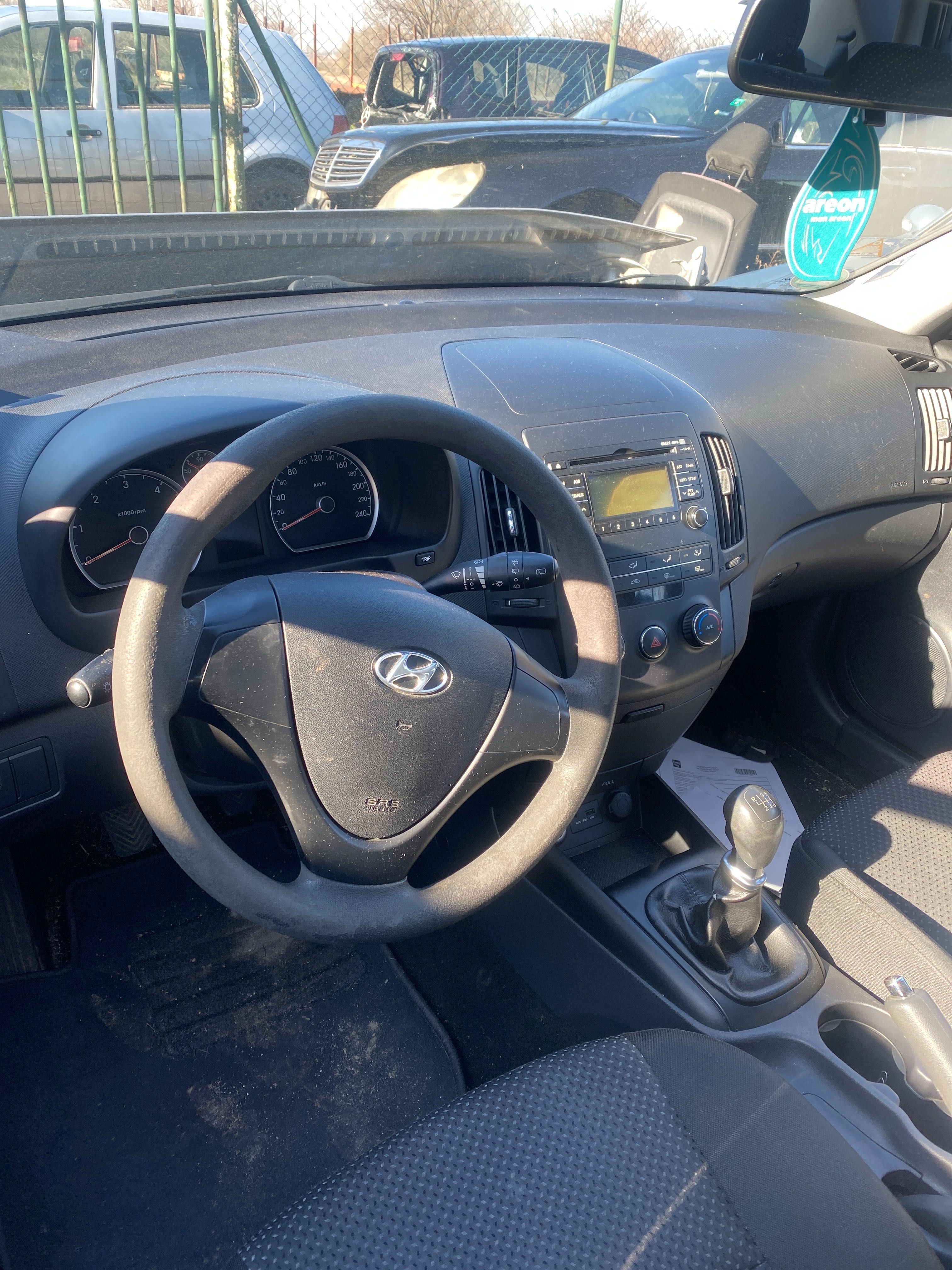 Хюндай и30 1.6 дизел на части Hyundai i30 1.6crdi