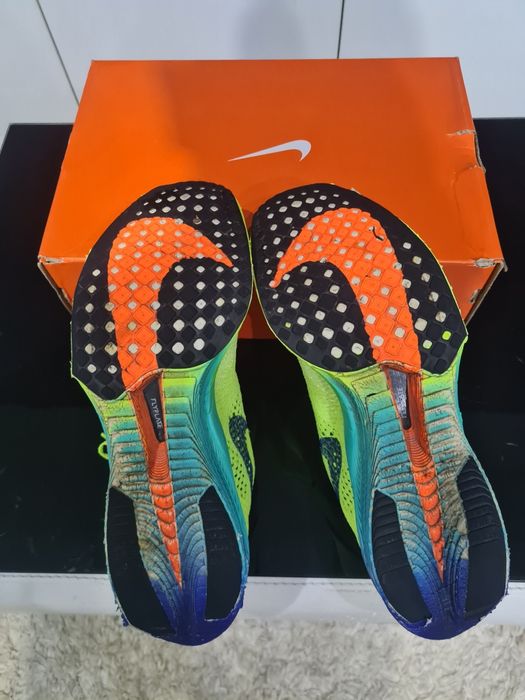 Nike Vaporfly 3 running alergare
