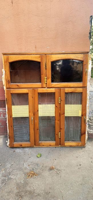 Окно деревянное, в хорошем состоянии