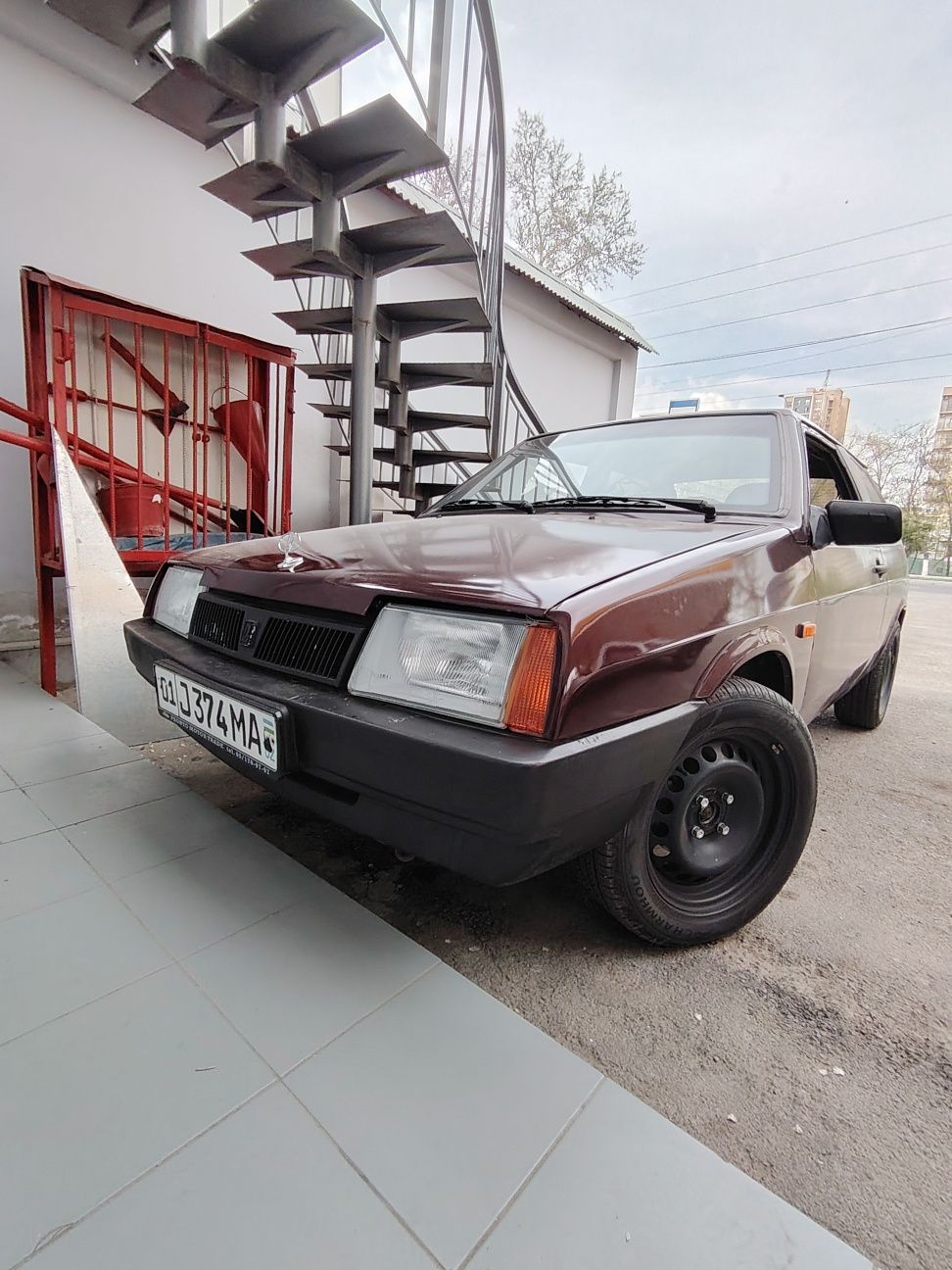 Vaz 2108 sotiladi