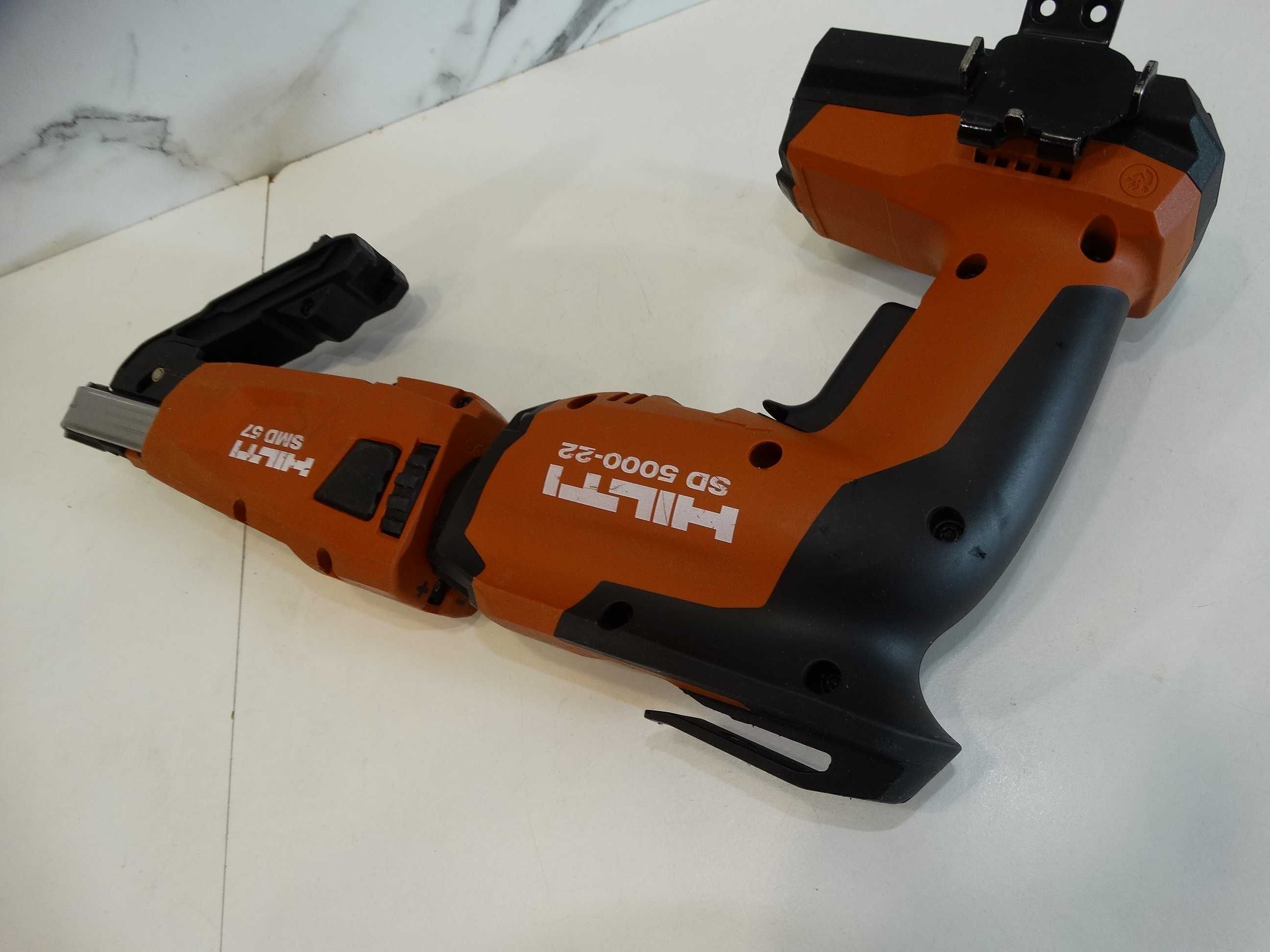 2024 - Hilti SD 5000 - 22 / SMD 57 / NURON - Винтоверт за гипскартон