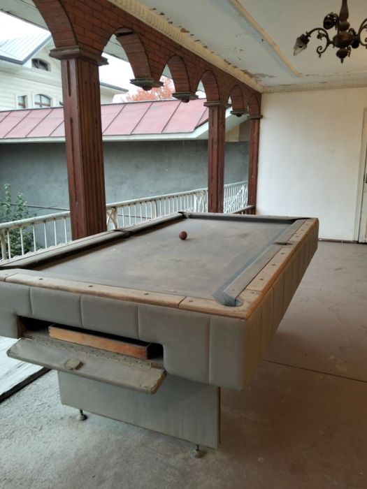 Продаю бильярдный стол б/у