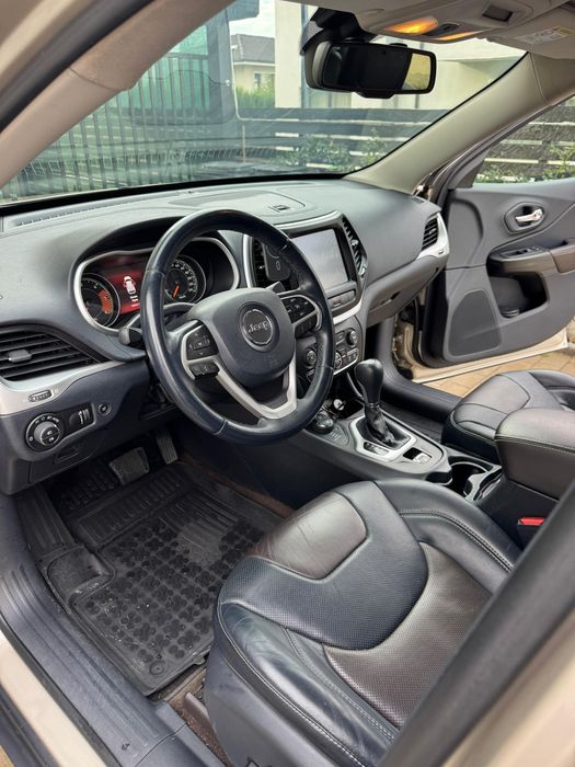 Jeep Cherokee  2014