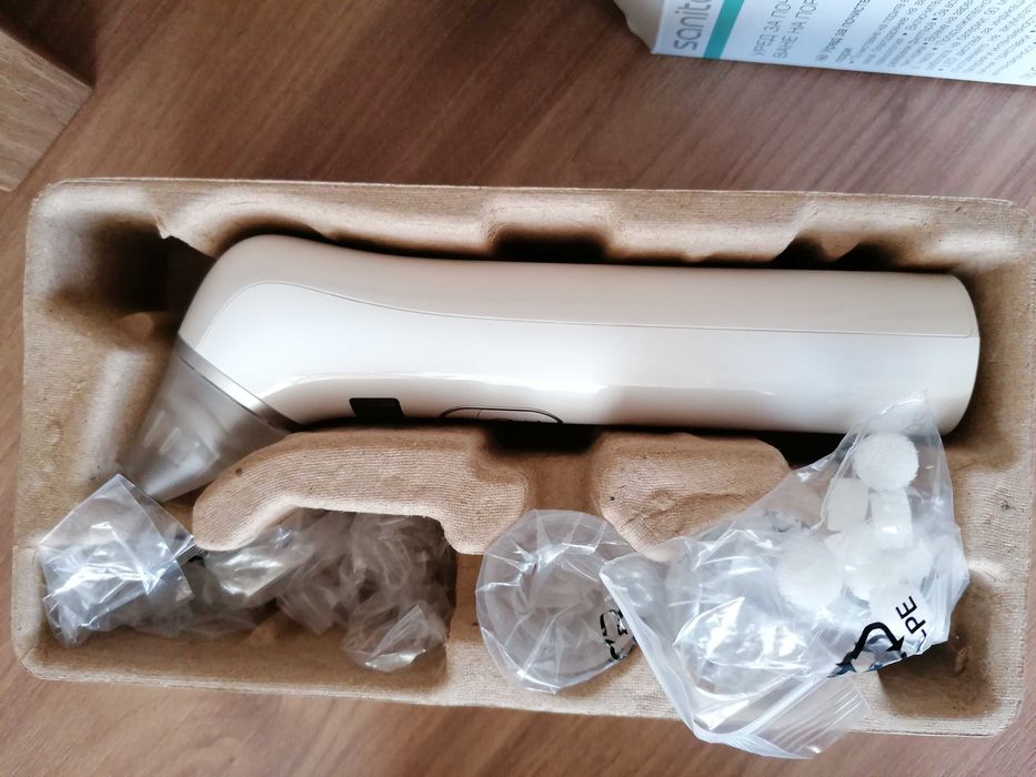 Уред за почистване на лице. Sanita. Като нов. Само пробван.