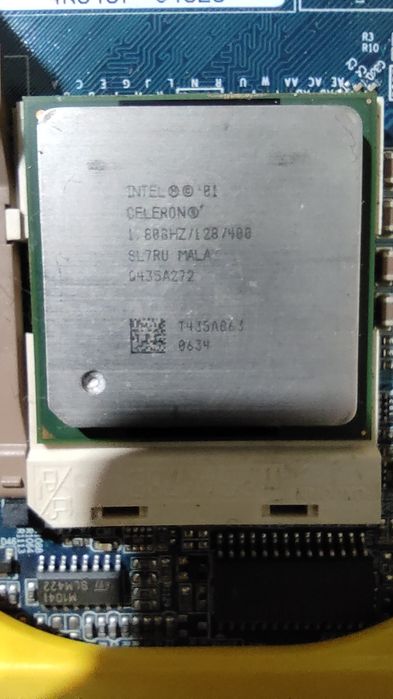 Продом материнку + проц + азу + видеокарту + сетевую карту