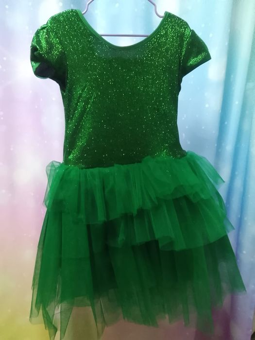 Продам платье Ёлочка