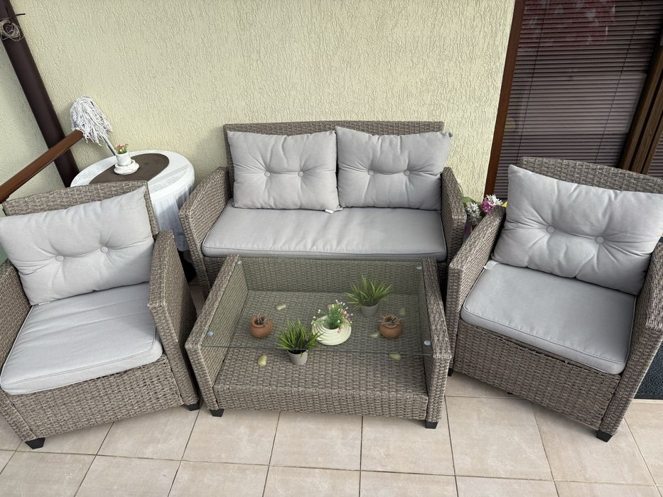 Възглавници за ратаноеа мебел