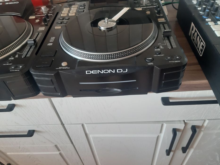 2 х Denon SC 3900 digital turntables