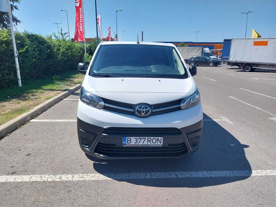 Vand Toyota Proace, in stare foarte buna, in garantie pana in 2028!