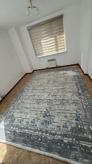 Продается ковры б/у в хорошем состояний