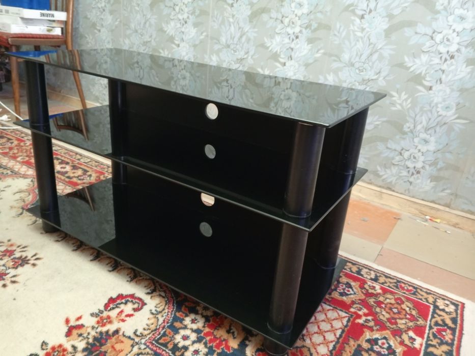 Подставка под телевизор