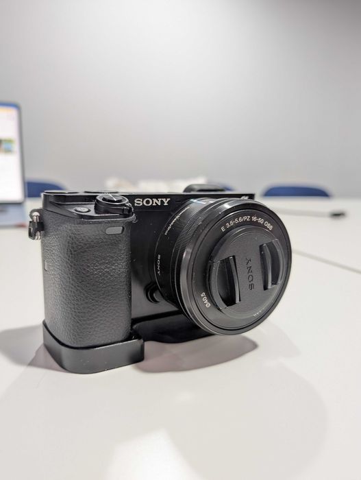 Sony a6000+ obiectivul kit 16-50mm f3.5-5.6 oss