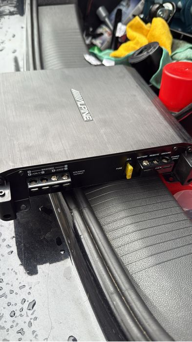 Amplificator Alpine  BBX T-600