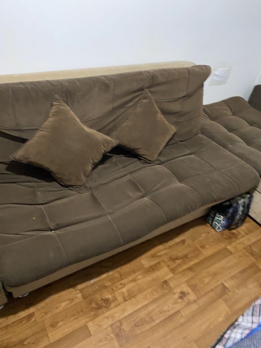 Диван срочно продается