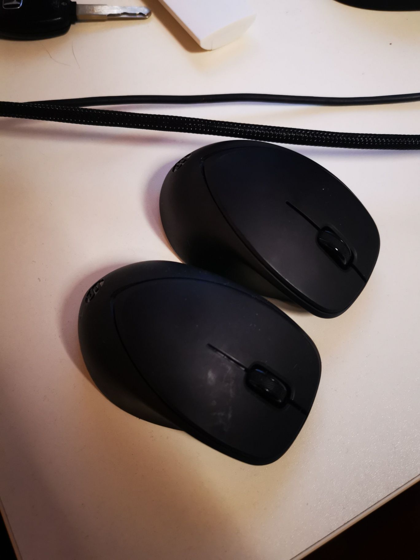 Mouse-uri HP Confort  Grip  Wireless USB optic