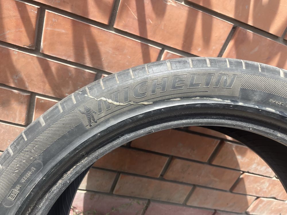 Продам шины! 275/40/20 мишлен.