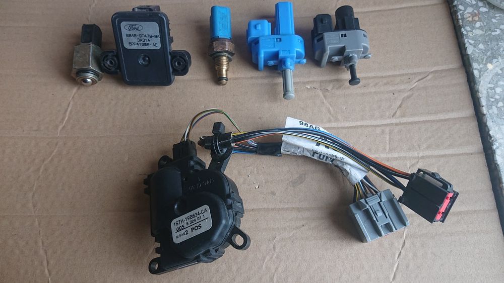 Моторче клапа парно, сензор налягане, стоп машинка, датчик задна.