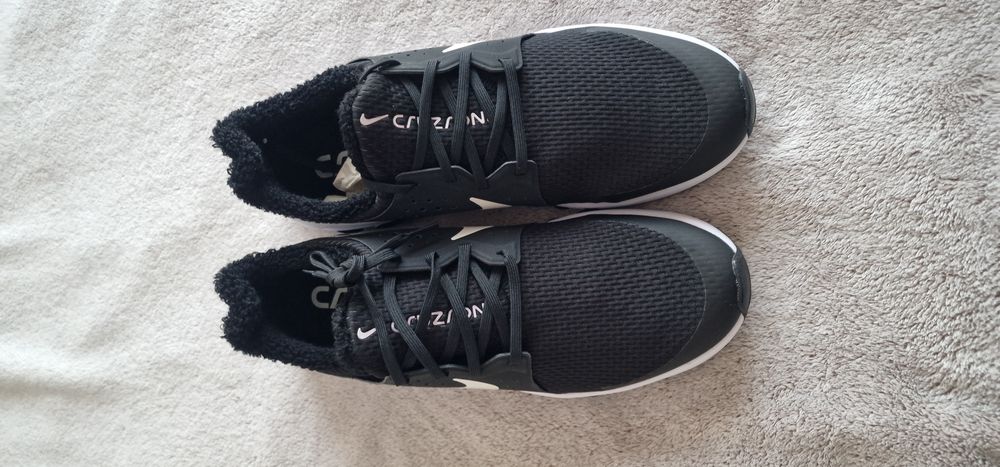 Nike Cruzr One marime 49.5 EUR