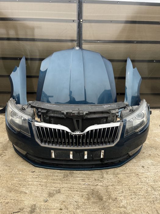 Partea fata/ Bot complet Skoda Superb 2014 motor 2.0 TDI