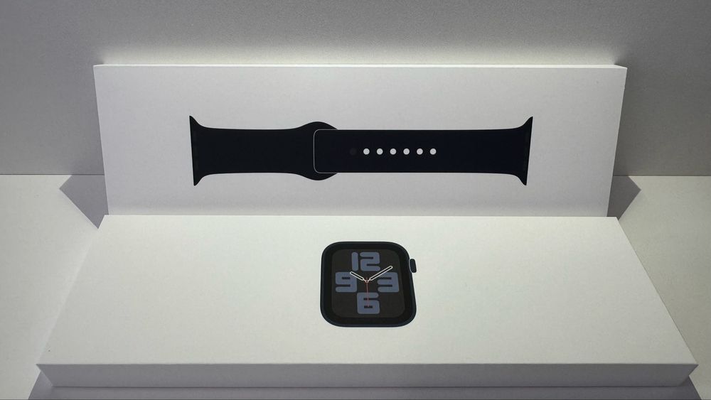 Apple Watch SE (2nd Generation) 44mm – Midnight, GPS