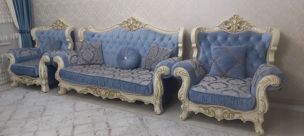 Диван, мебель для гостиной