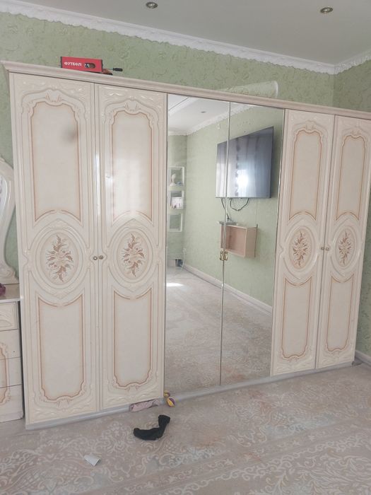 Продаю шкафы для дома