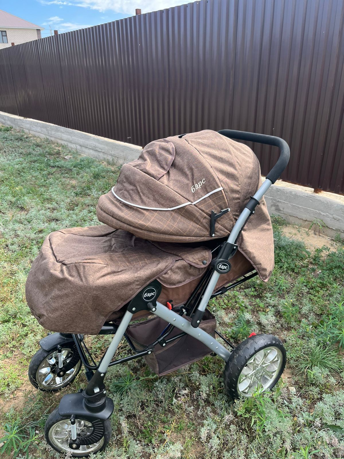 Продам детскую коляску