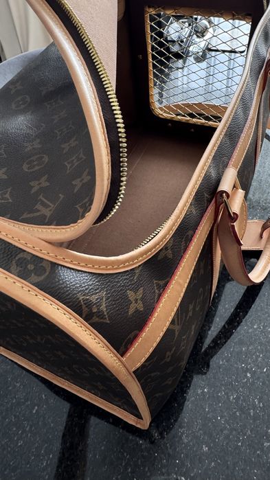 Чанта за куче LV