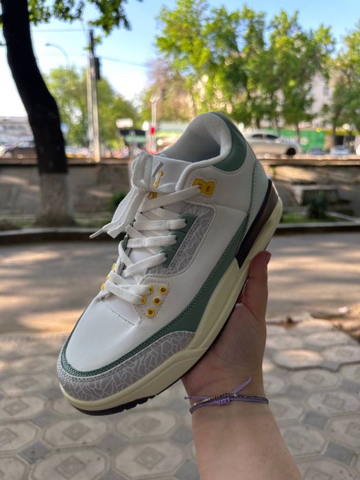 Мужские кроссовкис для осени