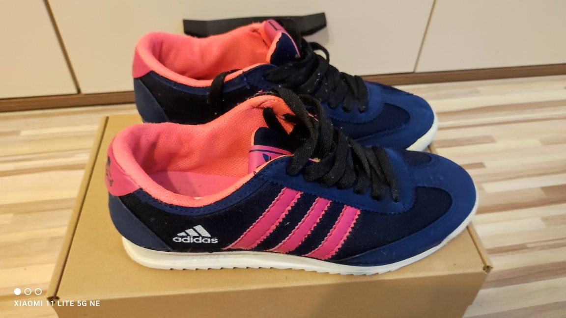 Маратонки Adidas