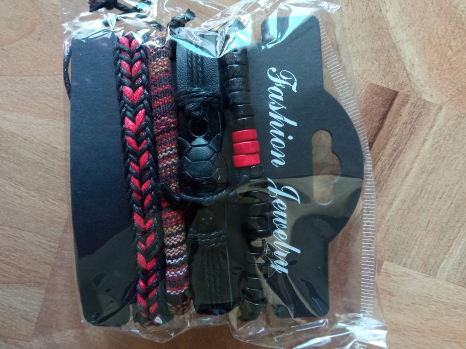 Кожена  гривна стилна