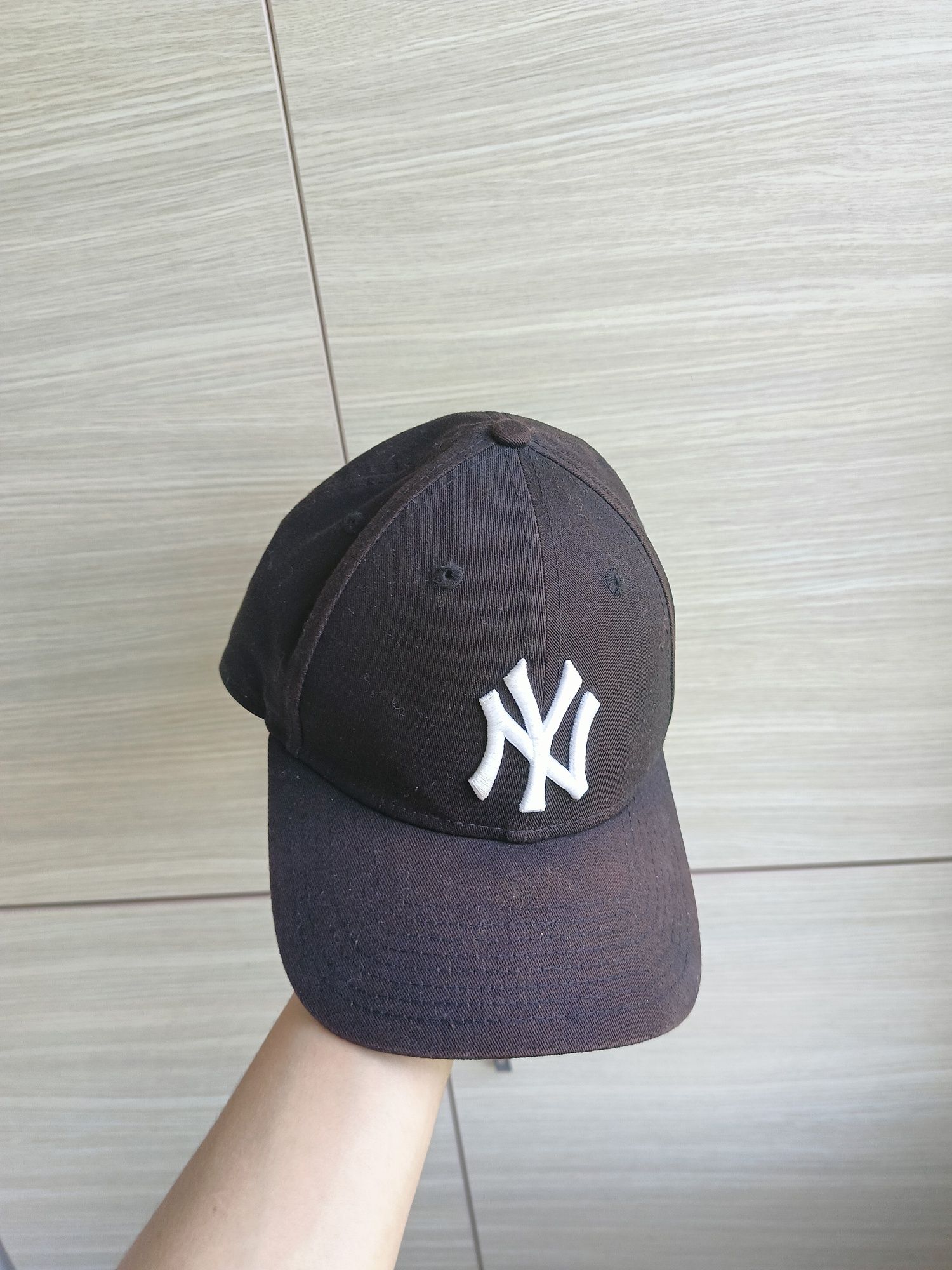 Șapcă new era neagra originala