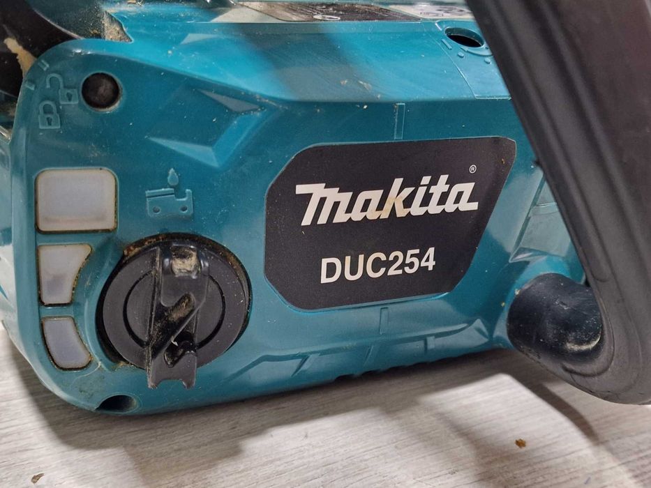Акумулаторна резачка MAKITA DUC254