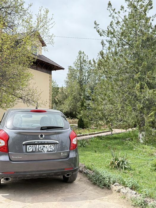 Продам машину Ssang Yong