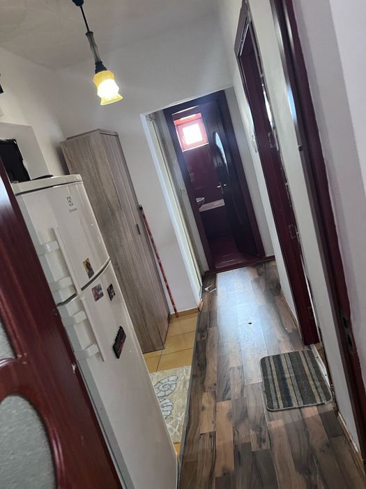 Inchiriez apartament zona Mall Promenada