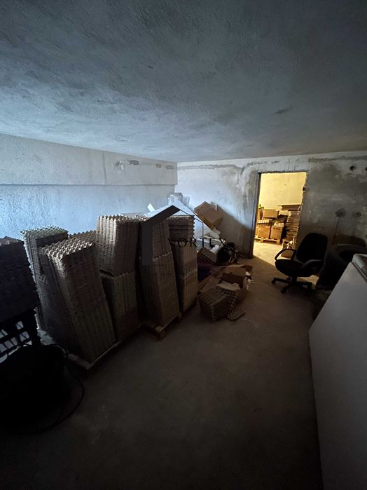 Продава се Магазин в с. Веринско, Област София-област - 521 кв.м за 327 €/кв.м - Снимка #19