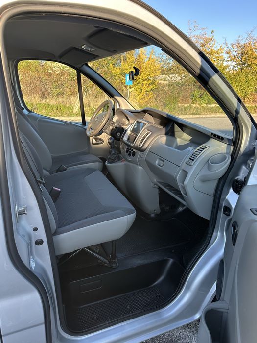 Opel Vivaro 2011 2.0CDTI, Varianta lunga, Webasto, Pilot Automat, AC