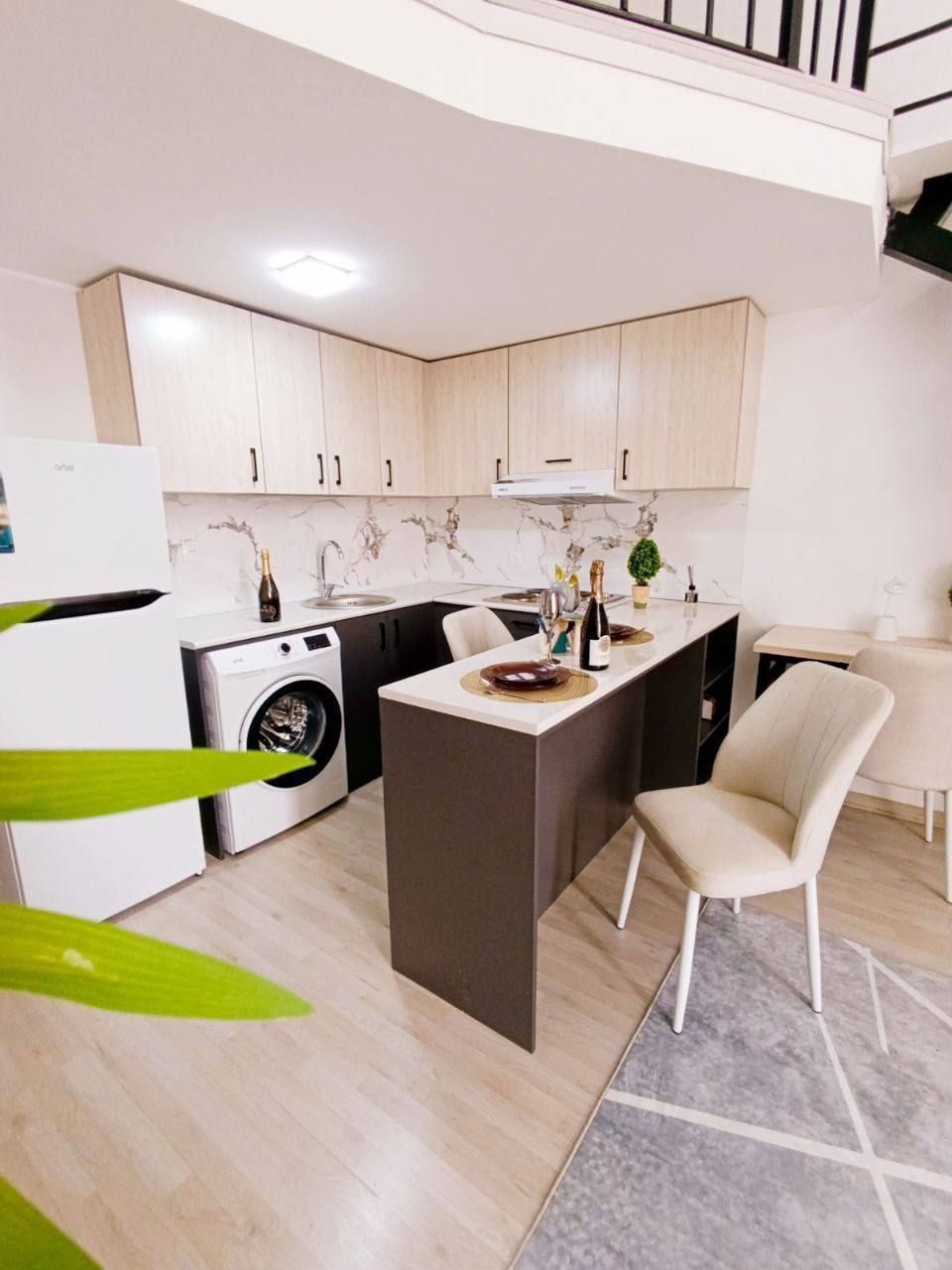 Продажа ЖК Besh Chinor Махтумкули 2/12/14 44м² евроремонт Укомплектова