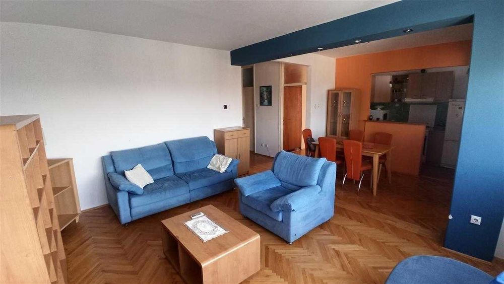 Дава се под наем Тристаен апартамент в Пловдив, Изгрев - 89 кв.м за 300.9 € - Снимка #8