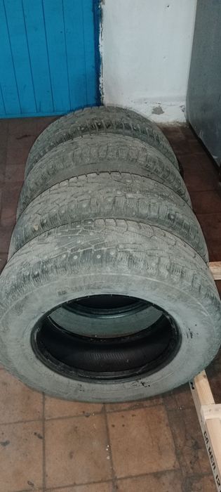 Резина зимняя в хорошем состоянии