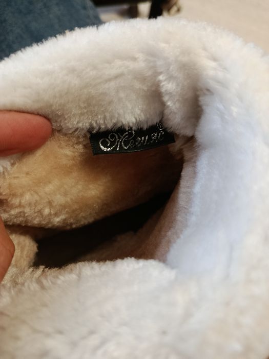 Топли зимни ботуши